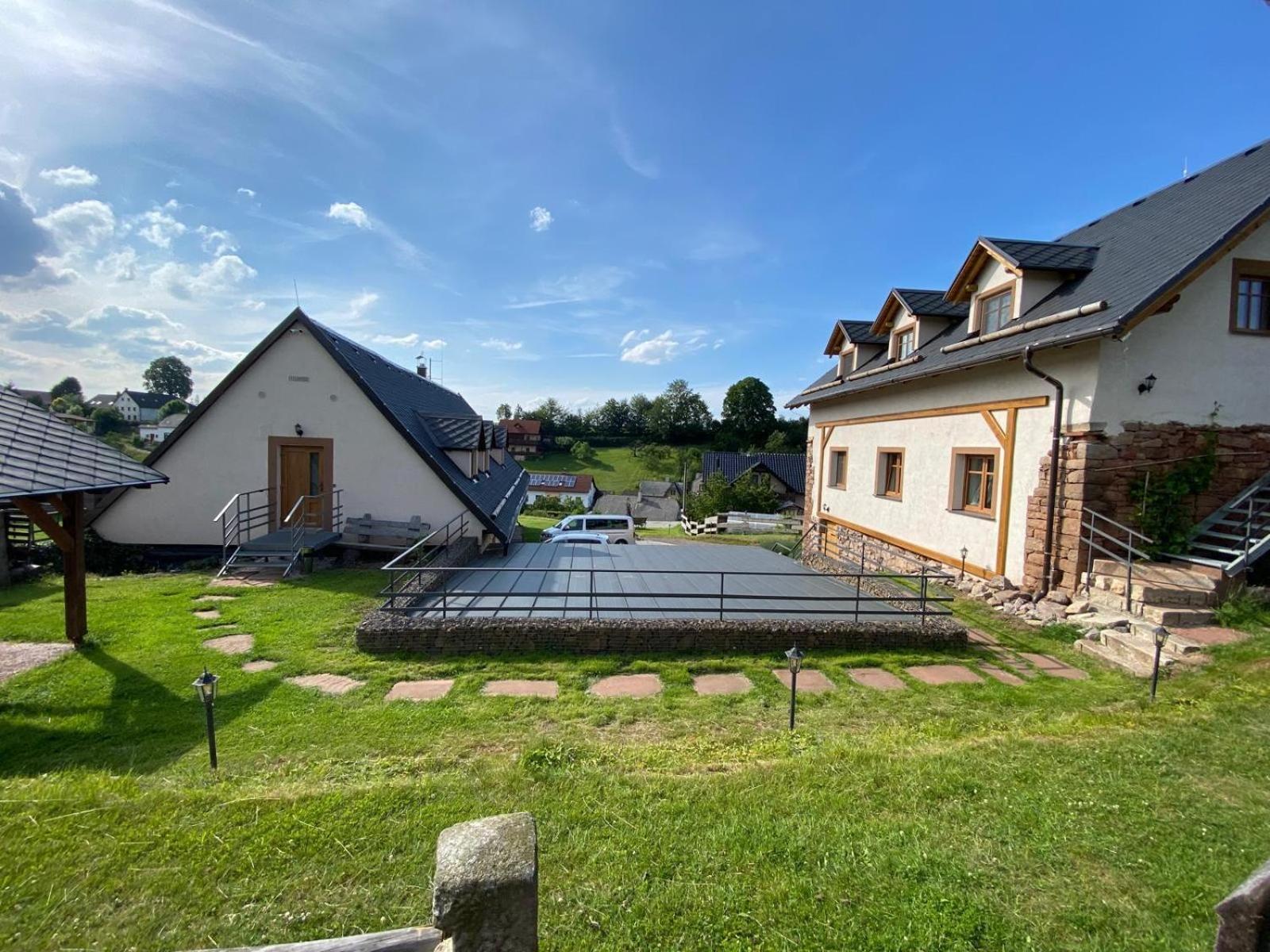 Apartman Na Statku Червени Костелец Екстер'єр фото