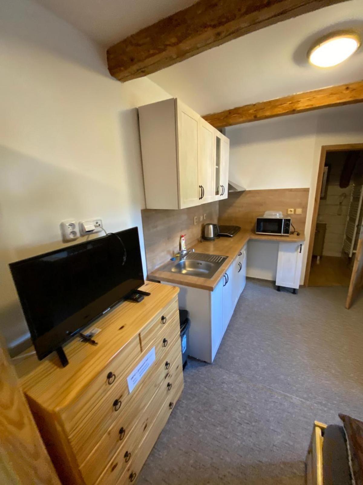 Apartman Na Statku Червени Костелец Екстер'єр фото